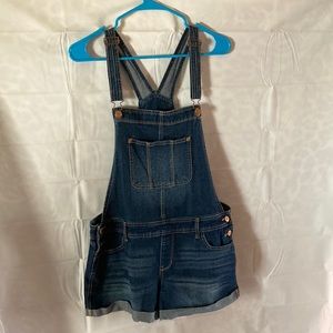 Overall shorts